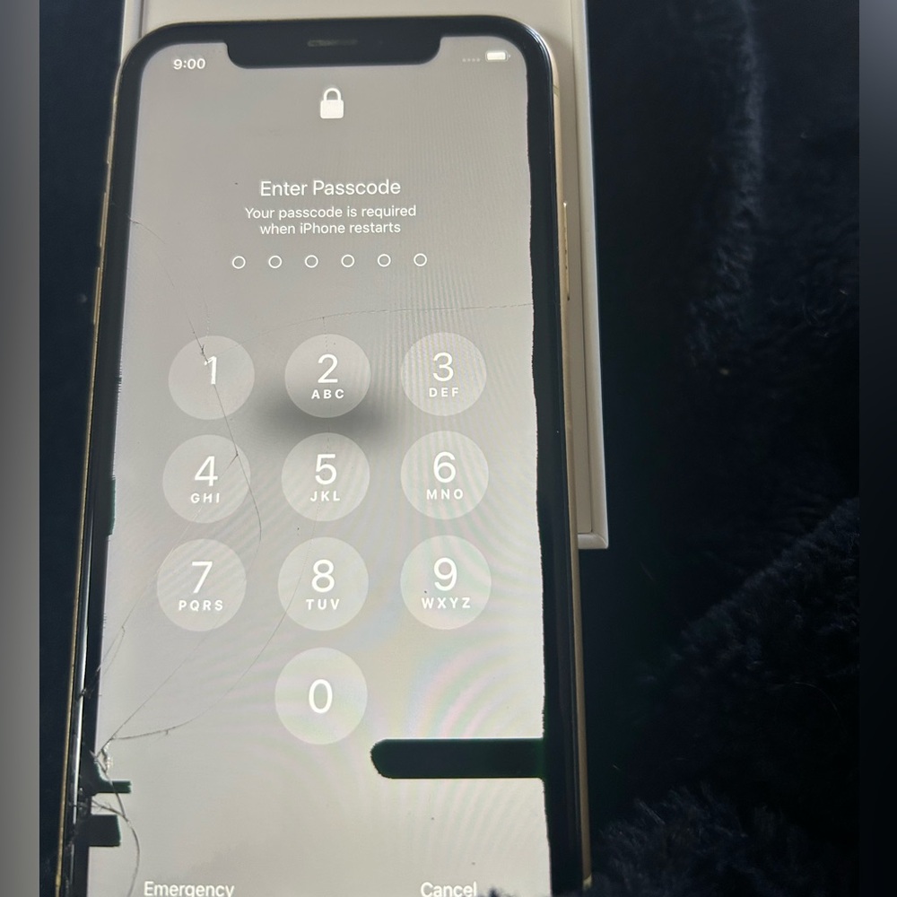 Apple iPhone - Silver